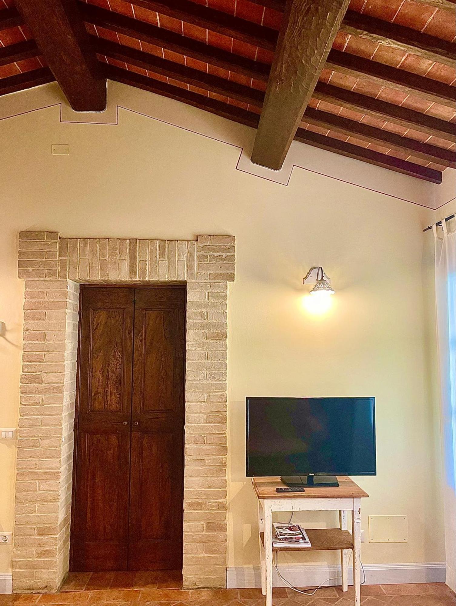 Il Cortile Delle Rose Holiday House Перуджа Екстер'єр фото