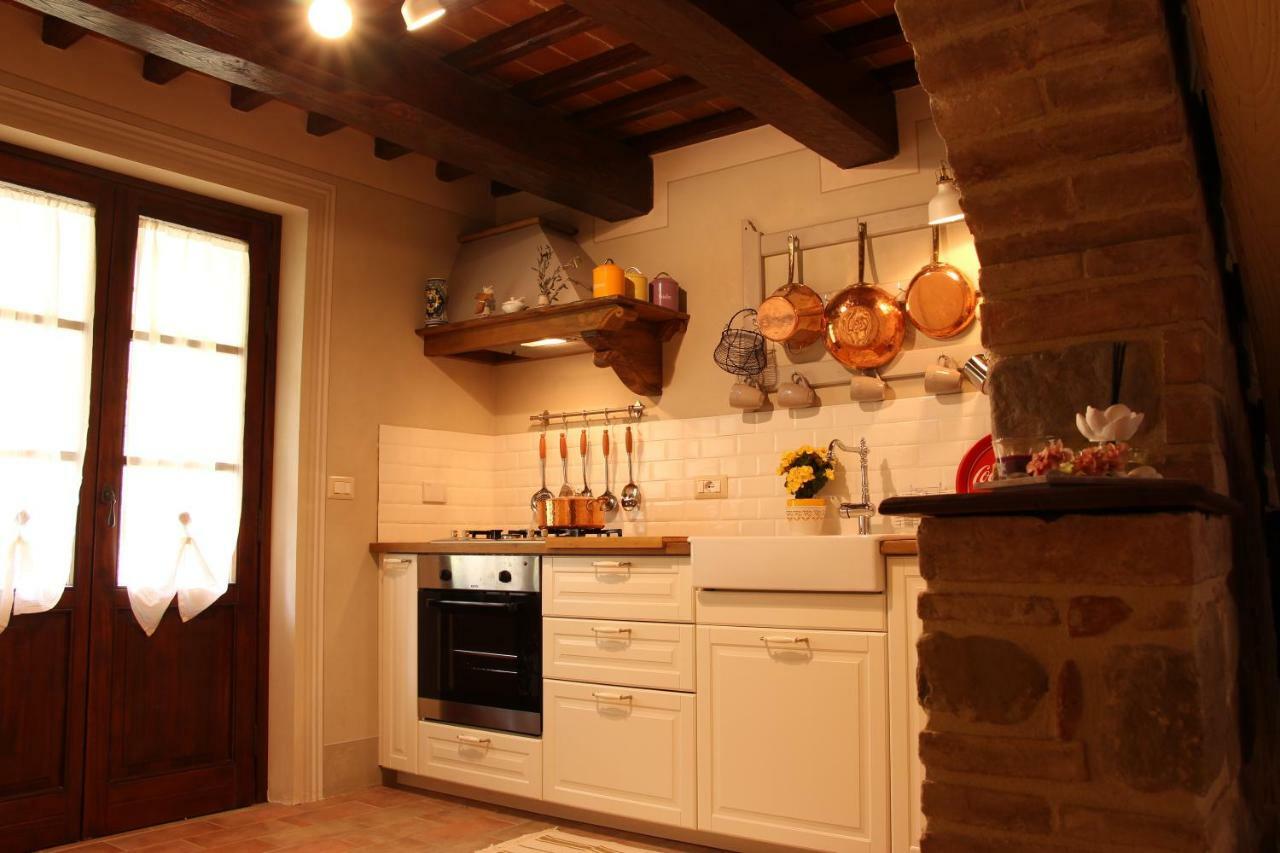 Il Cortile Delle Rose Holiday House Перуджа Екстер'єр фото